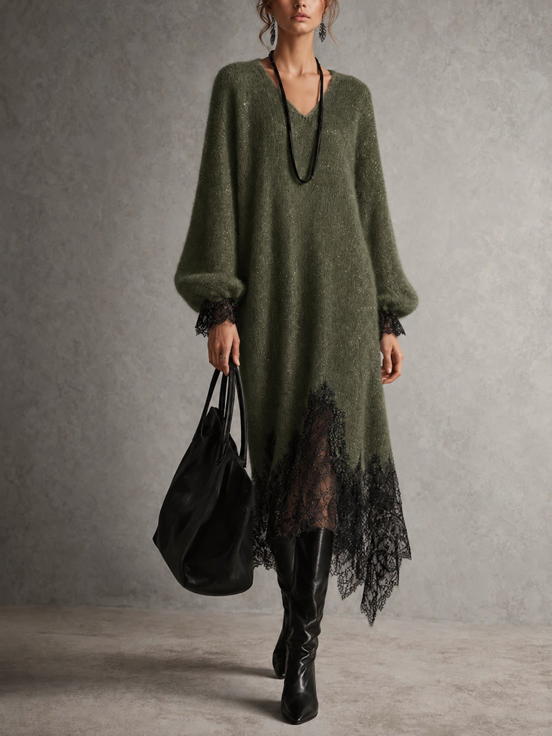 Robe midi grise en tricot avec dentelle à la base