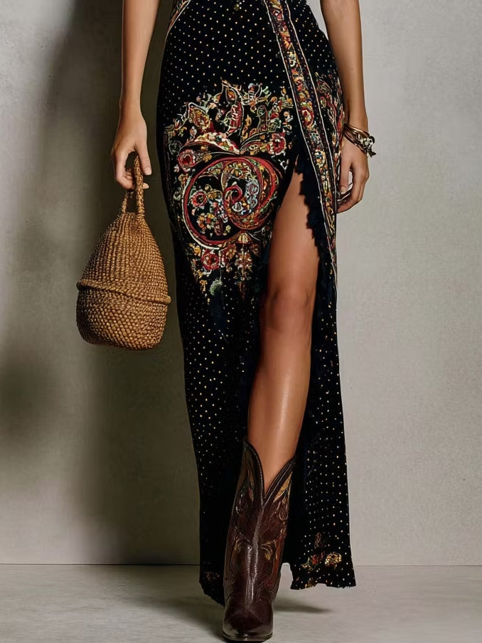 Robe Maxi Noire Style Bohème Imprimé Ethnique Col V Profond et Fente Haute
