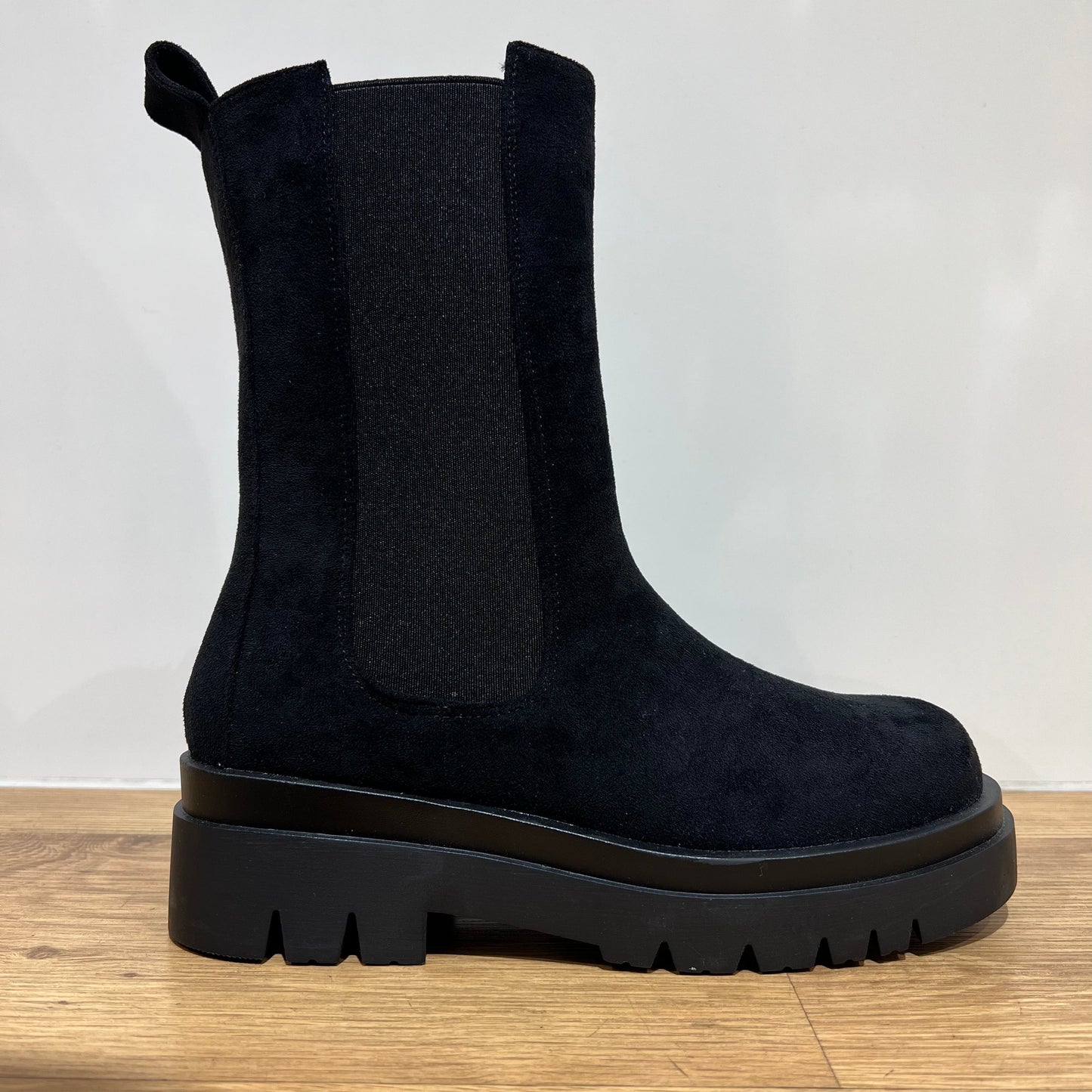 Bottes Chelsea Noires en Suédine
