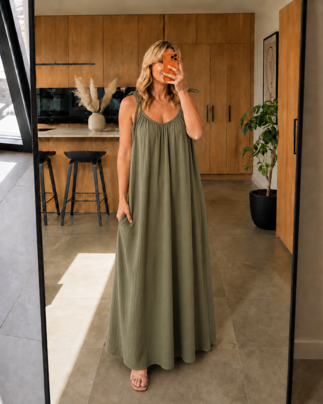 Distinctive Robe