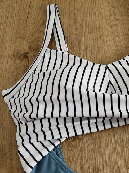 Costume Bicolore avec Découpe