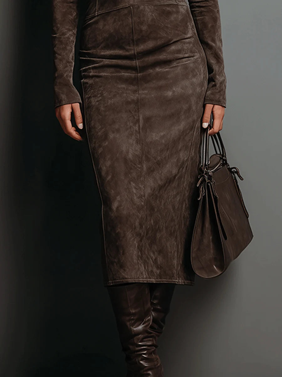 Lorène | Robe midi en suède marron