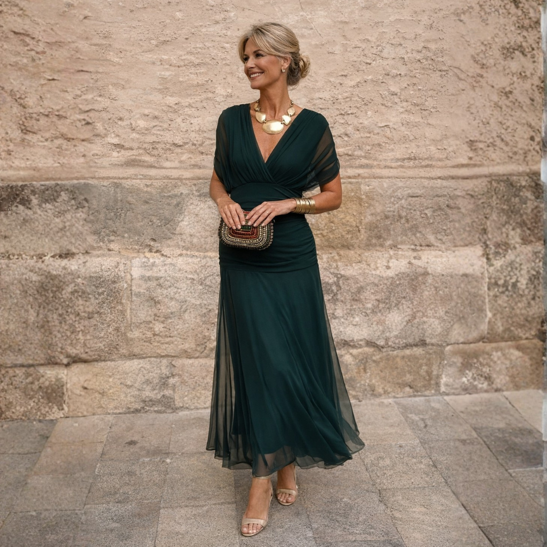 Mikaela | Robe Maxi à Bretelles Dévoilées