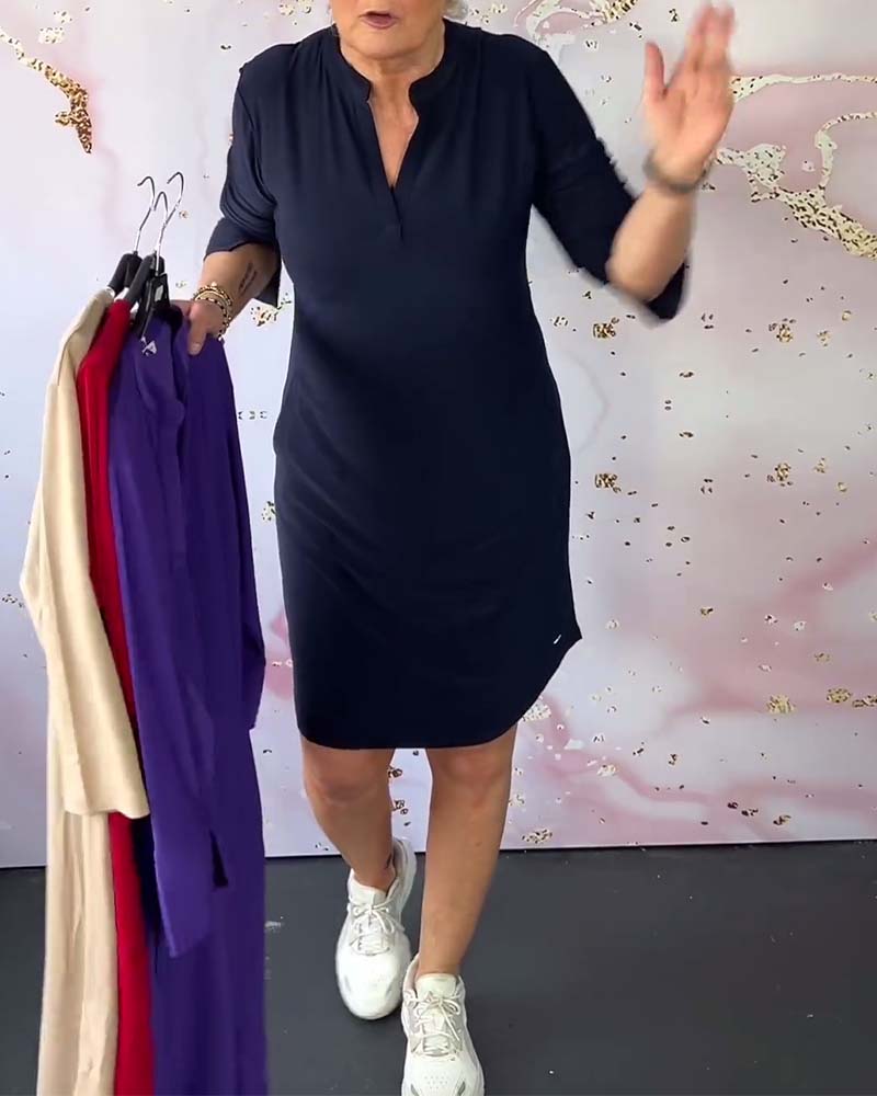 Hélène – Robe unie élégante col V