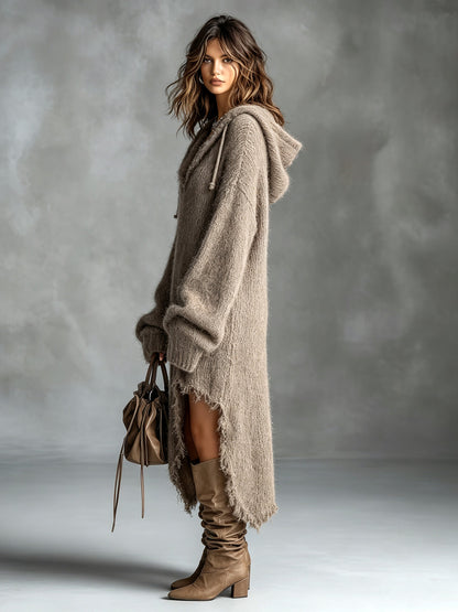 Robe midi en tricot doux avec capuche