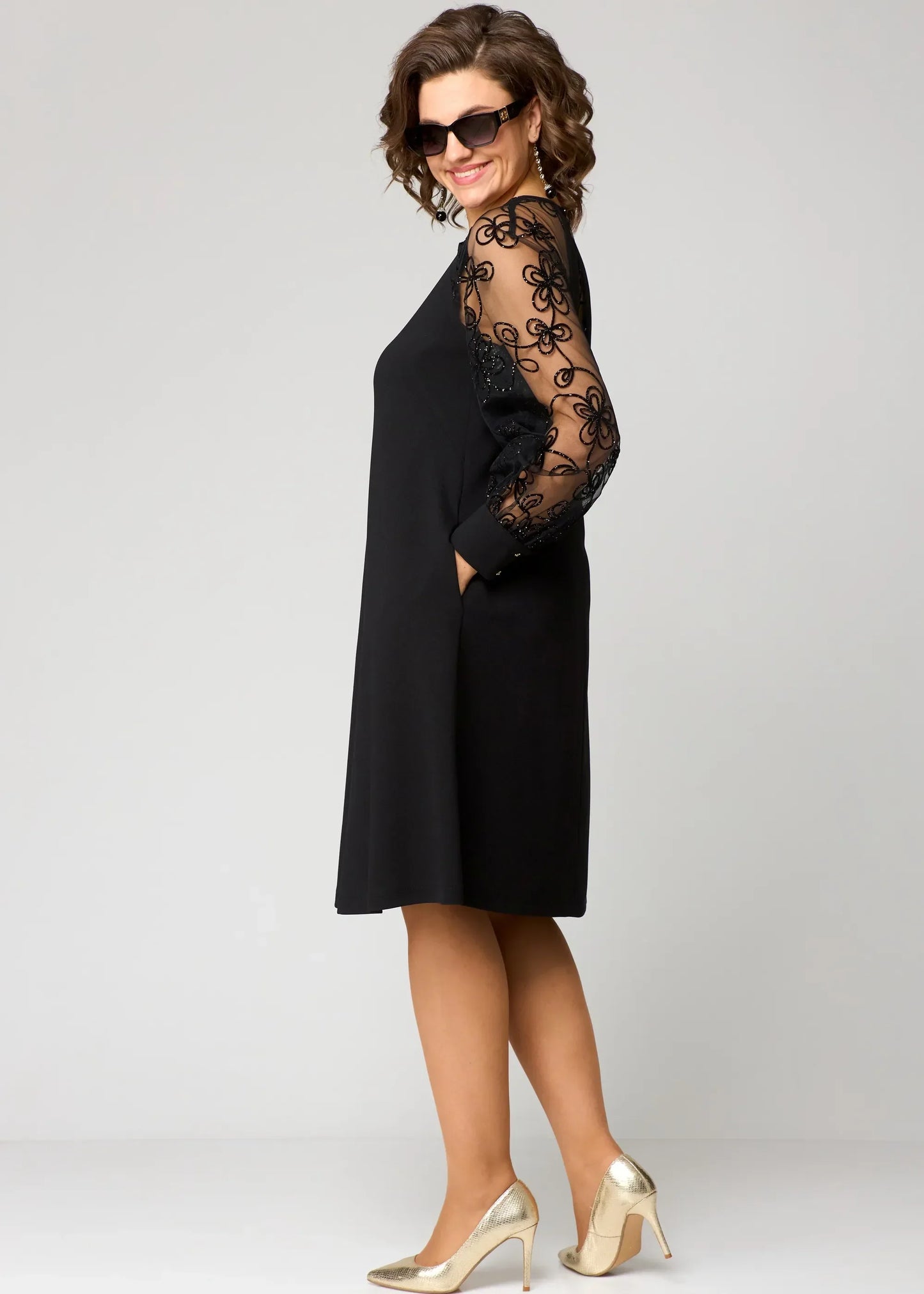 Edyth – Robe élégante en dentelle fluide