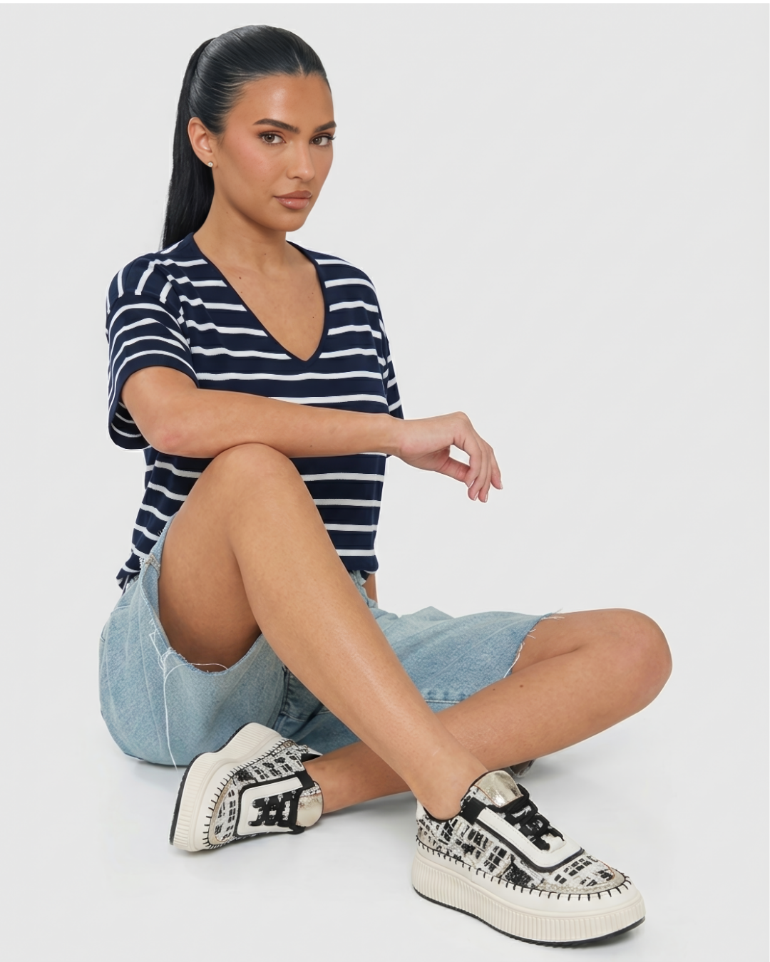 Carina Black Sneakers