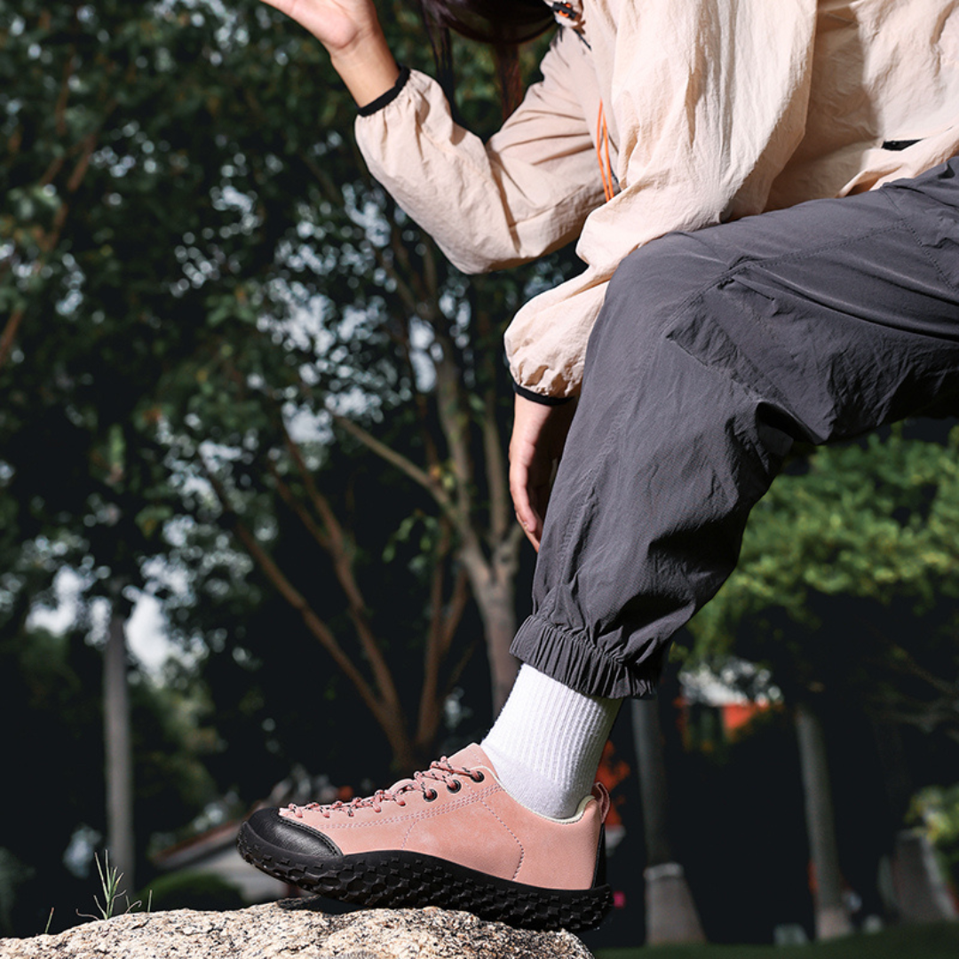 Orthotrail – Confort, stabilité et liberté de mouvement" can be rewritten as:

"Orthotrail – Confort, stabilité et aisance de mouvement