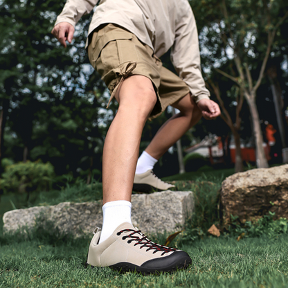 Orthotrail – Confort, stabilité et liberté de mouvement" can be rewritten as:

"Orthotrail – Confort, stabilité et aisance de mouvement