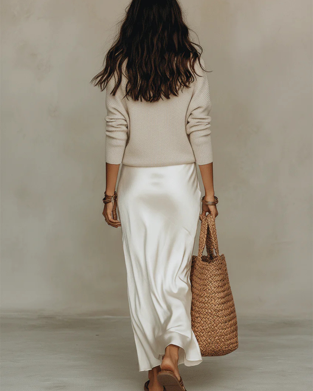 Elena – Robe midi satinée avec maille assortie