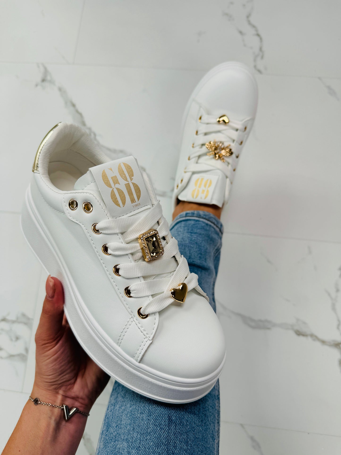 307 White/Gold Baskets