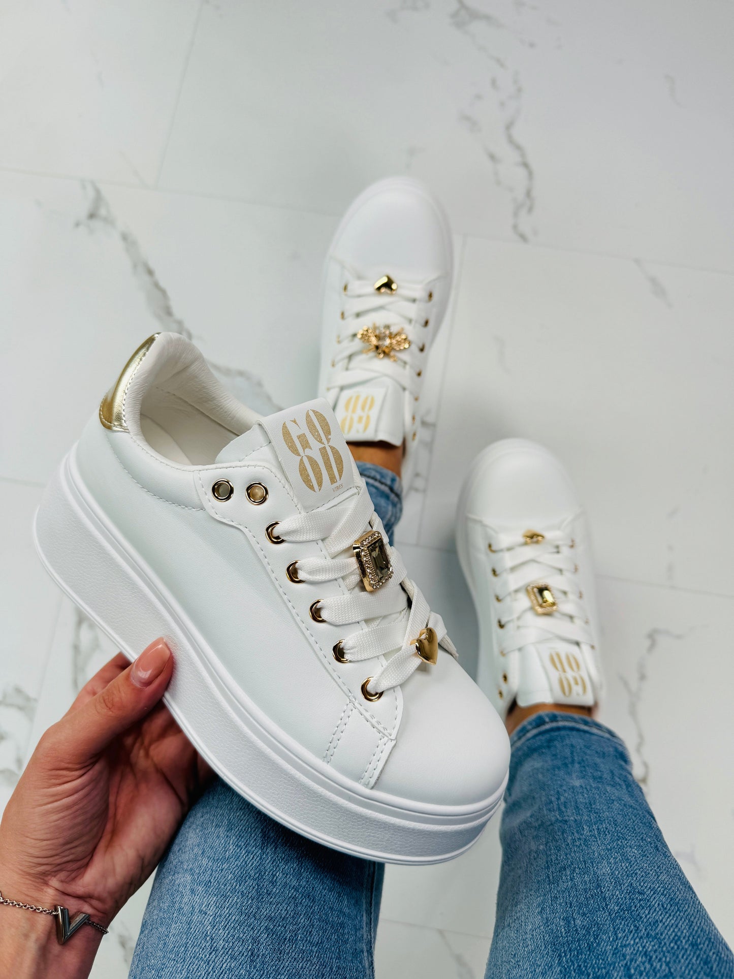 307 White/Gold Baskets