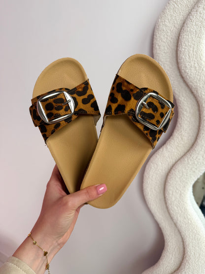 2002 Leo Slide Sandals