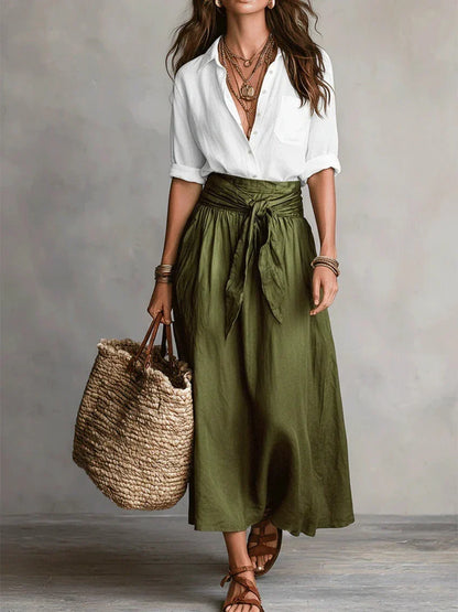 Ensemble Chic à Deux Pièces : Blouse Noire et Jupe Midi