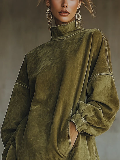 Gabrielle | Robe en suédine à col montant et détails frangés