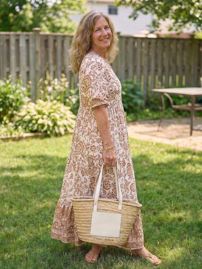 Clara – Robe midi fluide fleurie
