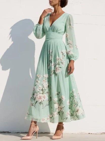 Maëlys – Robe midi plissée fleurie en chiffon col V