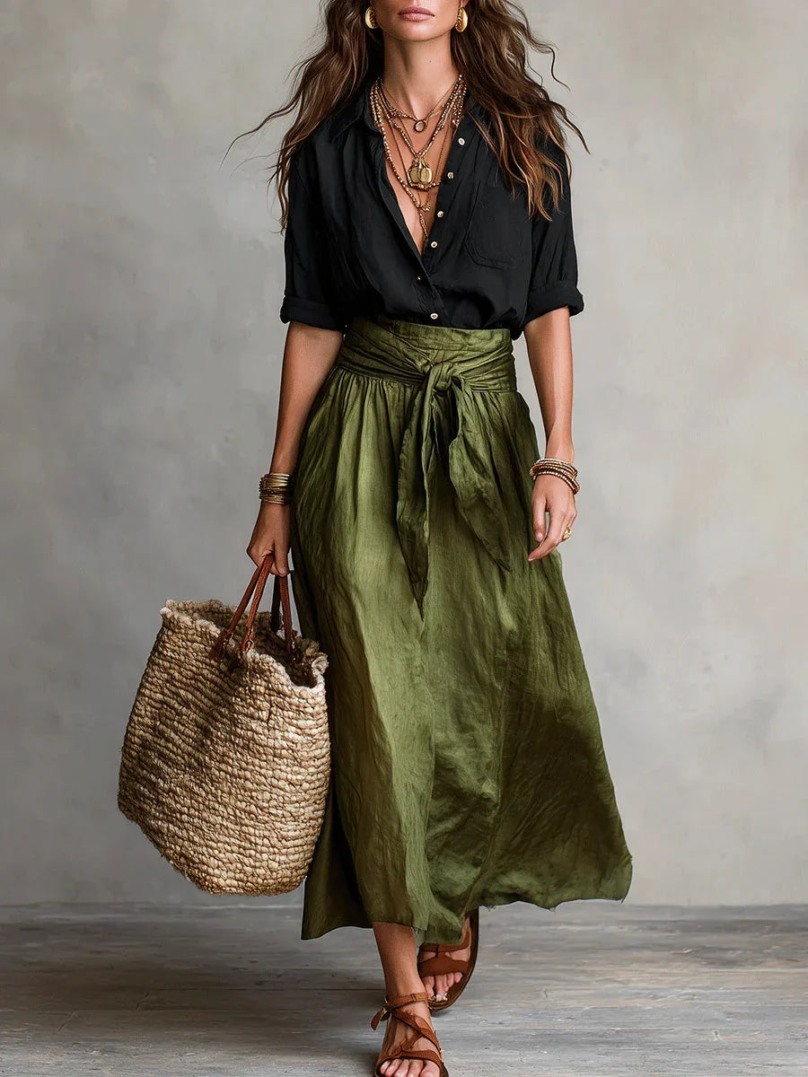 Ensemble Chic à Deux Pièces : Blouse Noire et Jupe Midi