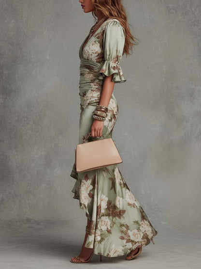 Robe Maxi Verte Florale Manches Cloche Col V en Satin Asymétrique