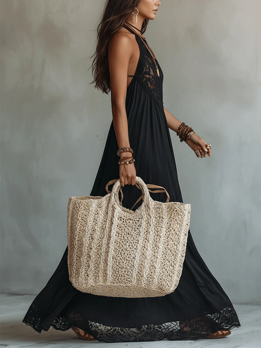 Robe Maxi Noire Boho Sans Manches Bordée de Dentelle