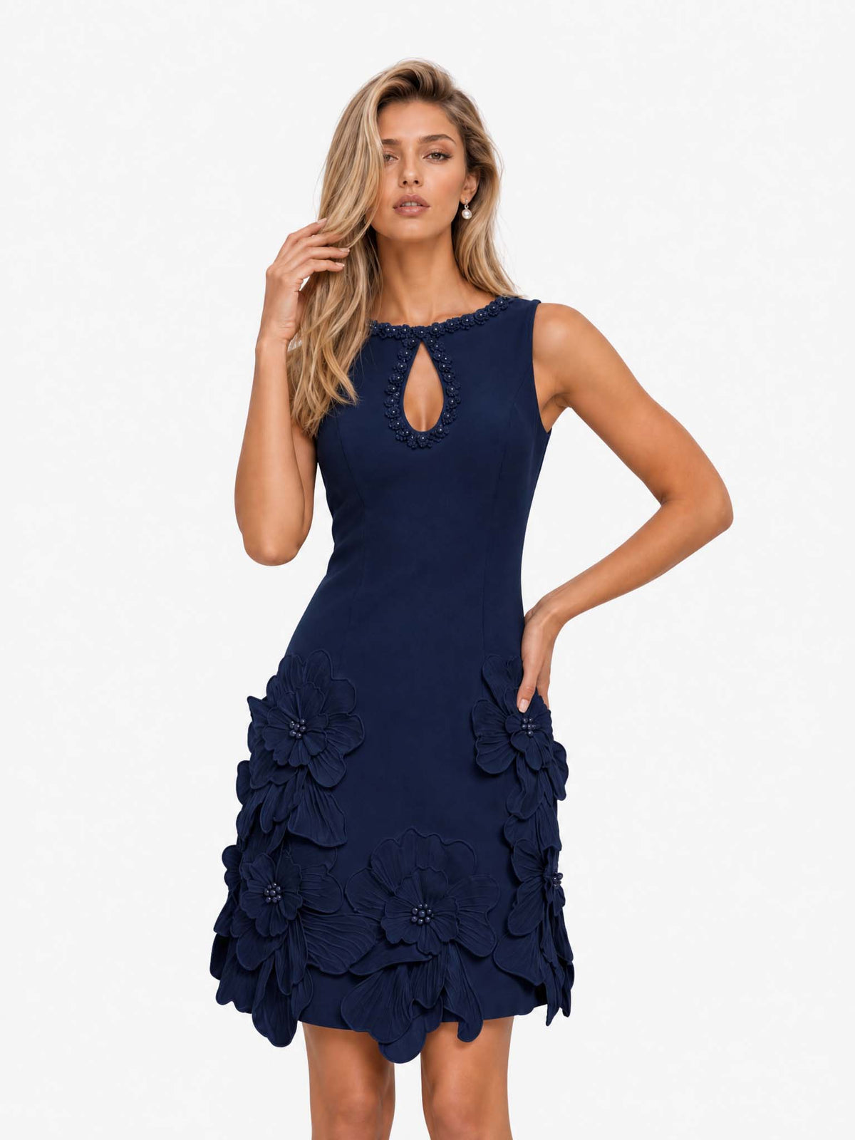 Robe Mini Élégante Sans Manches avec Détail Découpé