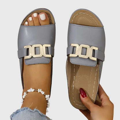 Camille – Sandales à boucle élégantes et confortables
