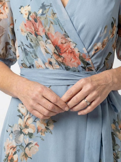 Camille – Robe midi portefeuille fleurie